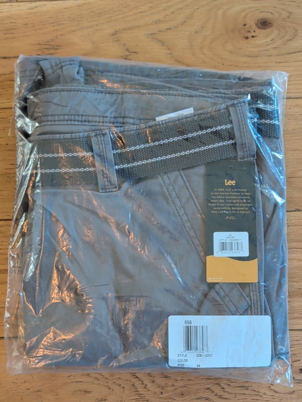 Lee Men's Gray Chino Shorts with Web Belt